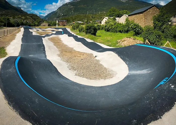 Terrazas Del Pirineo En Villanúa