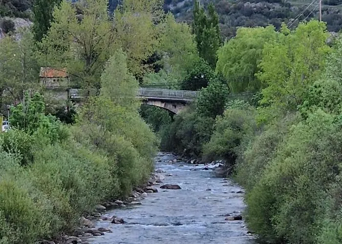 Terrazas Del Pirineo En Villanúa